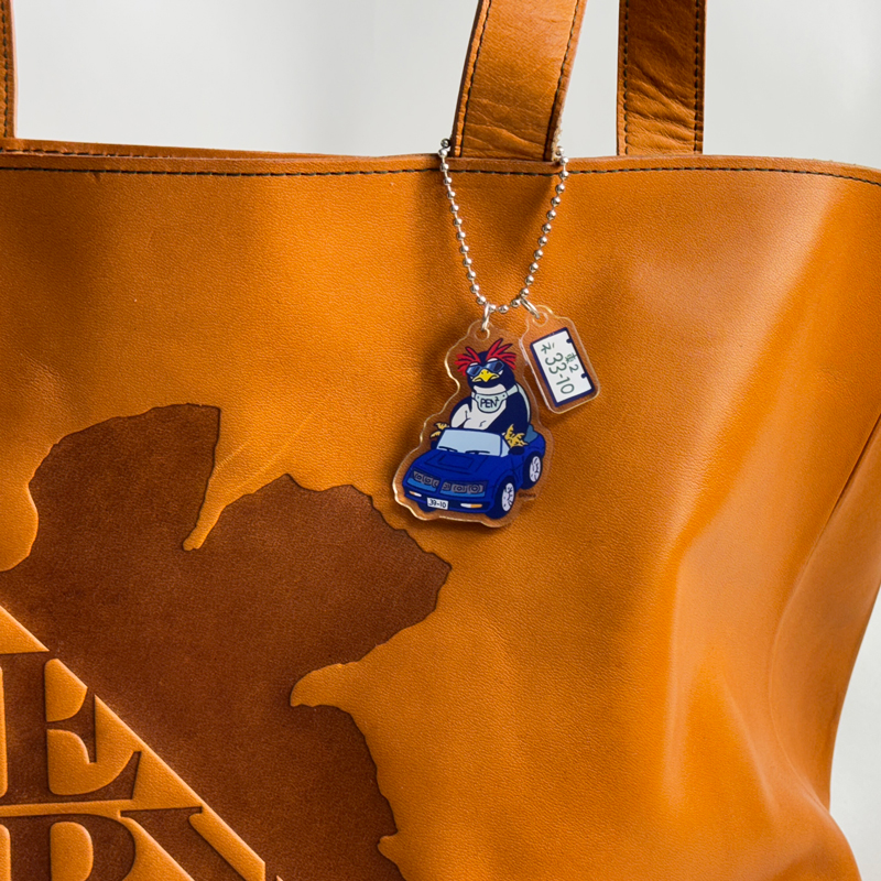 EVA STORE オリジナル ペンペンアクリルキーホルダー/くるまペンペン